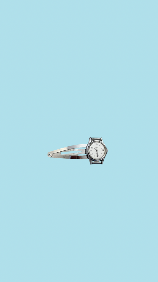 The Silvermist hairclip
